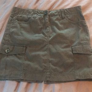 Esprit cargo skirt with two front pockets